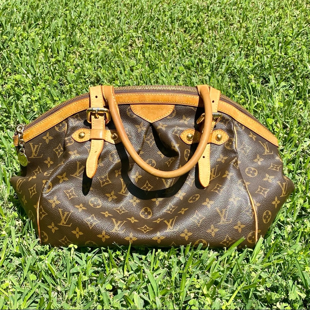 Louis Vuitton Tivoli GM.